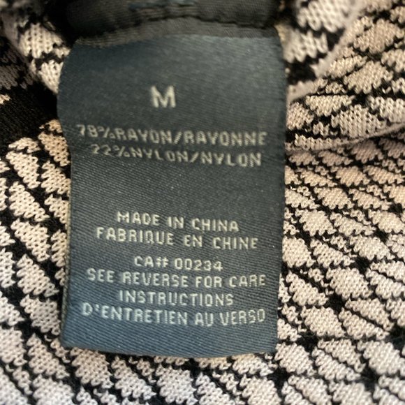 GABBY SKYE Knit Dress Sz M Fun Design Flirty Hem Stretchy - Picture 8 of 14